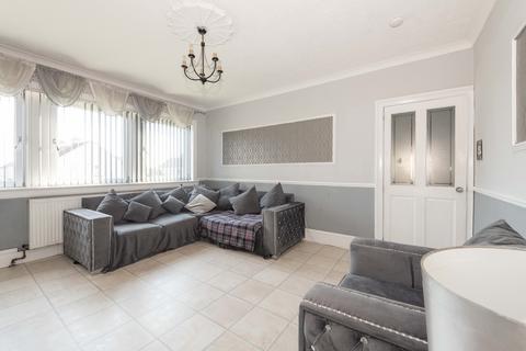 3 bedroom flat for sale, Shepherd Avenue, Leven KY8