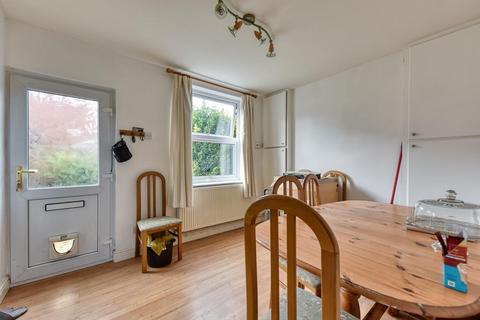 6 Burton Close, Carlton, Nottingham, NG4 3GT