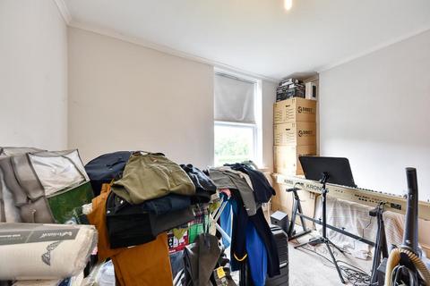 6 Burton Close, Carlton, Nottingham, NG4 3GT