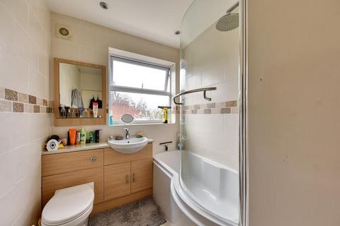 6 Burton Close, Carlton, Nottingham, NG4 3GT