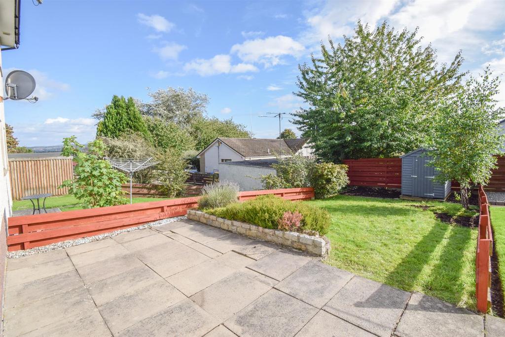 REAR GARDEN -2.jpg