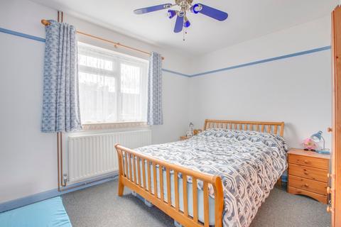 22 Bernards Way, Flackwell Heath, High Wycombe, HP10 9EQ