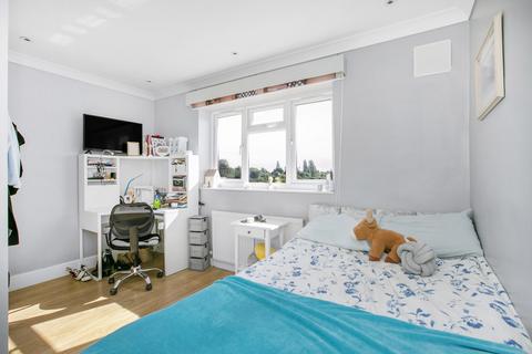 30 Dudley Road, Feltham, TW14 8EH