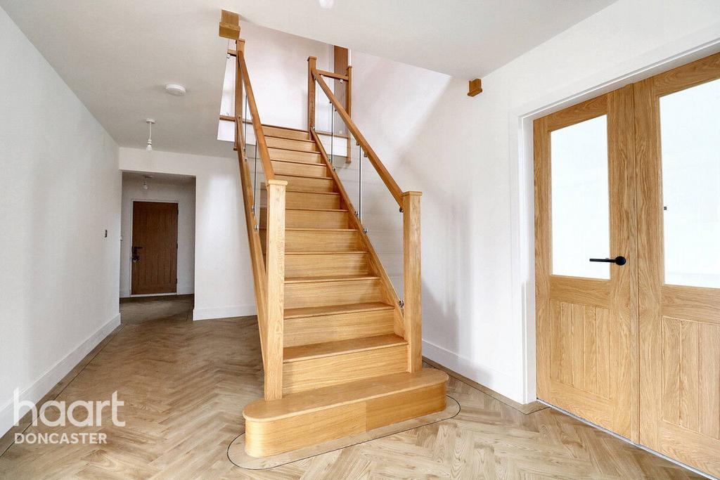 Windmill View, South Leverton, Retford 5 bed detached house for sale £650,000