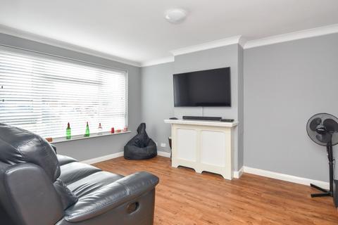 18 Sandpiper Close, Shoeburyness, Southend-on-sea, SS3 9YW