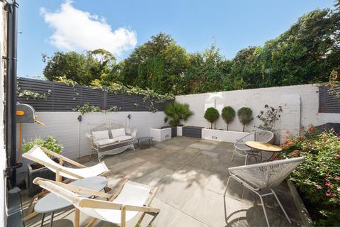 4 bedroom terraced house for sale, St Dunstan's Road, W6