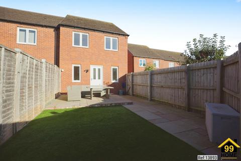 3 bedroom end of terrace house for sale, Palmer Crescent, Warwick, Warwickshire, CV34