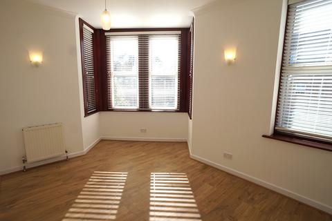 2 bedroom flat to rent, Pembroke Road, Bournemouth BH4