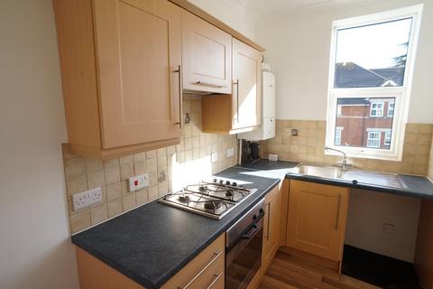 2 bedroom flat to rent, Pembroke Road, Bournemouth BH4