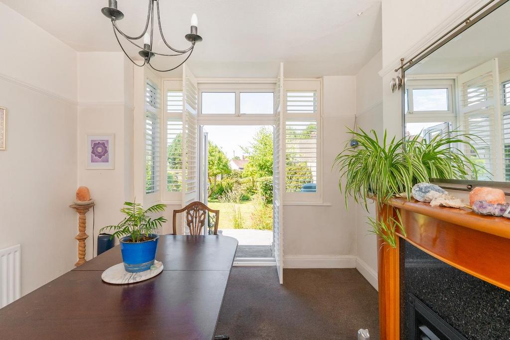 0 C2 RHE - Dining Room D.jpg