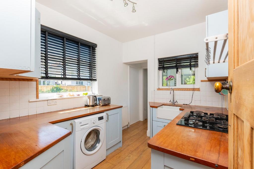 0 C2 RHE - Kitchen C.jpg