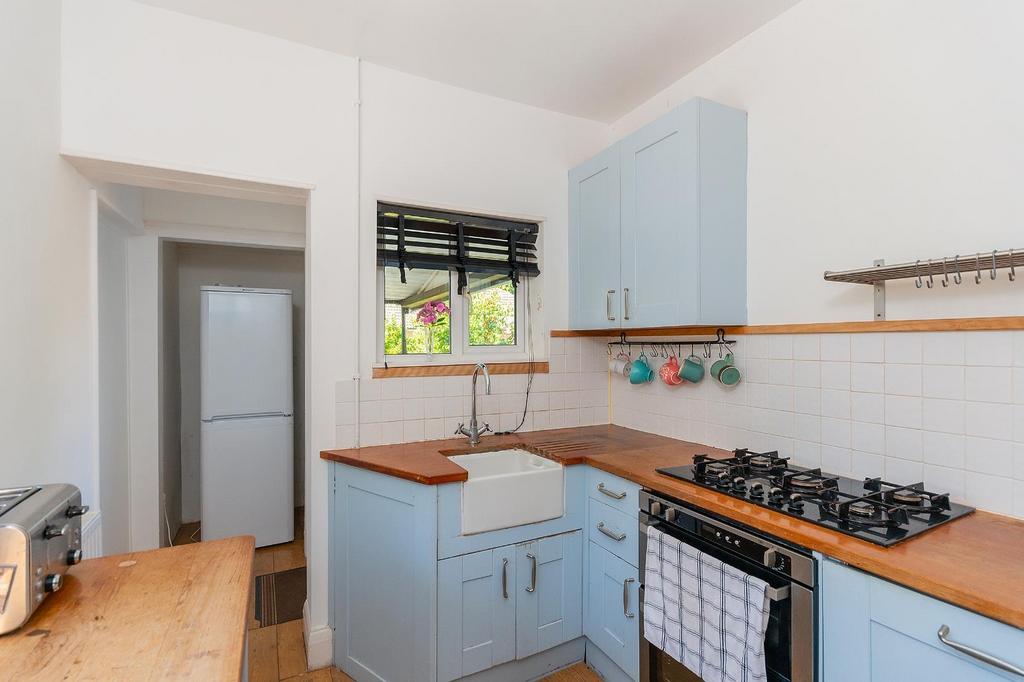 0 C2 RHE - Kitchen A.jpg
