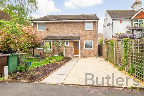 3 bedroom semi-detached house for sale, Stanley Road, Carshalton