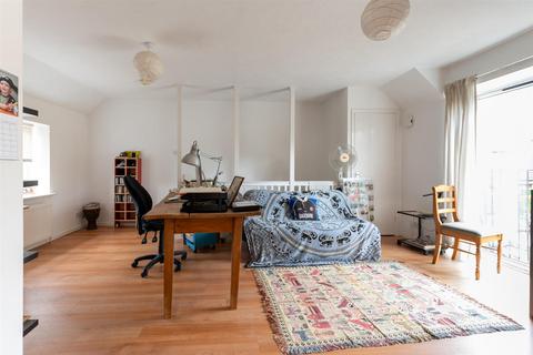 1 bedroom coach house for sale, Bath Road, Bitton, Bristol