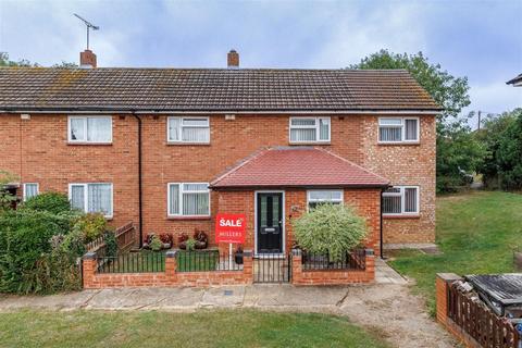 3 bedroom semi-detached house for sale, Beamish Close, North Weald