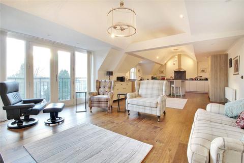 3 bedroom apartment to rent, Calverley Park Gardens, Tunbridge Wells, Kent, TN1