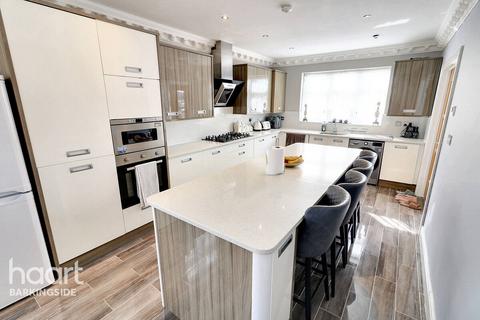 5 bedroom end of terrace house for sale, Virginia Gardens, Barkingside