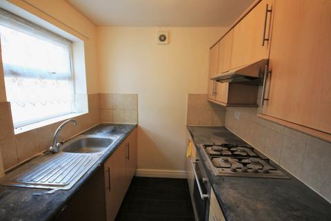 2 bedroom end of terrace house to rent, Moor Road Orrell Wigan