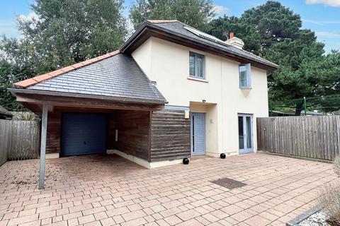 3 bedroom detached house for sale, 17 Links Halt, St Brelade