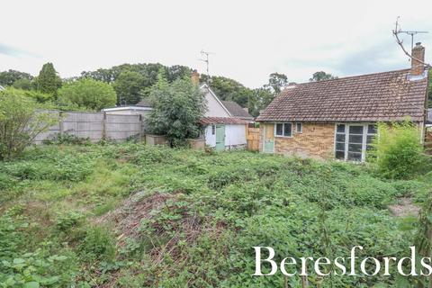 2 bedroom bungalow for sale, Woodland Avenue, Hutton, CM13