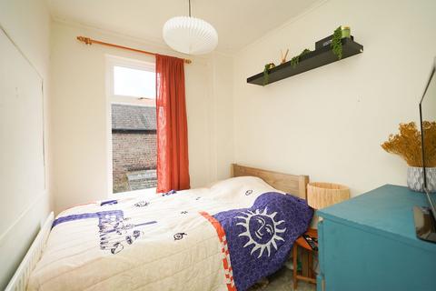 14 Brookfield Road, Sheffield, S7 1DW