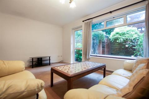 2 bedroom end of terrace house to rent, Stanmore HA7