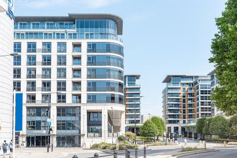 2 bedroom flat for sale, Octavia House, 213 Townmead Road, London