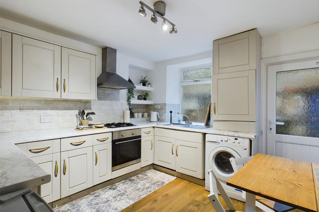 Dining kitchen