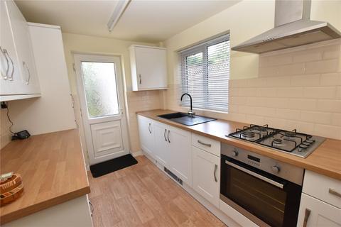 3 bedroom semi-detached house for sale, Fieldhead Drive, Guiseley, Leeds, West Yorkshire