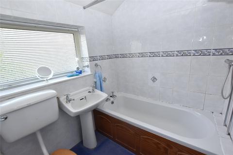 22 Fieldhead Drive, Guiseley, Leeds, LS20 8DZ