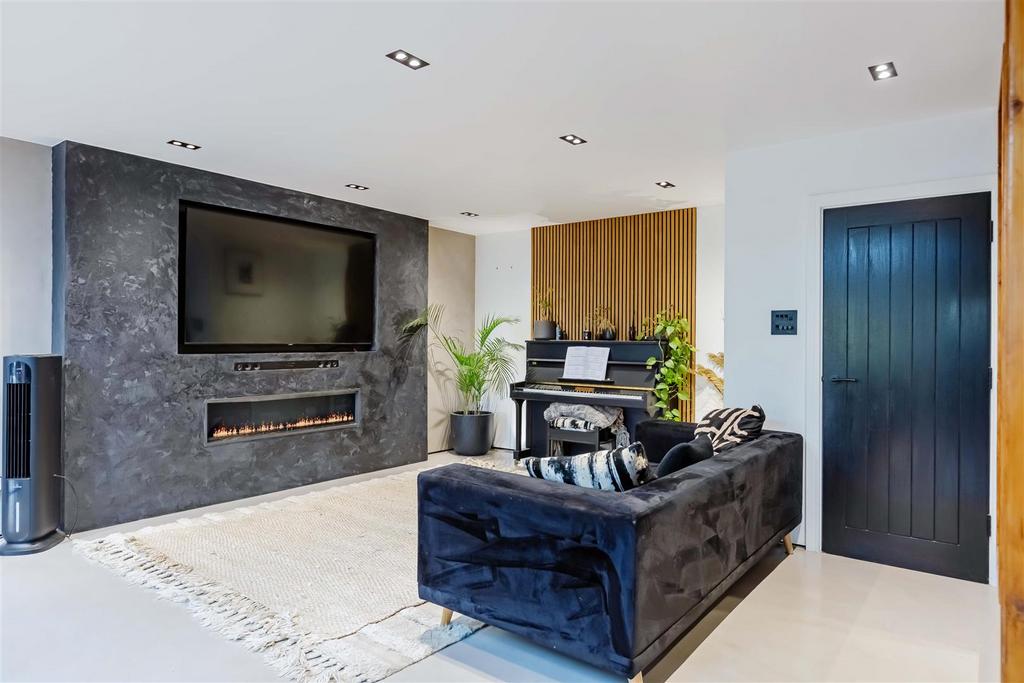 193 King Edward NEW 1.JPG