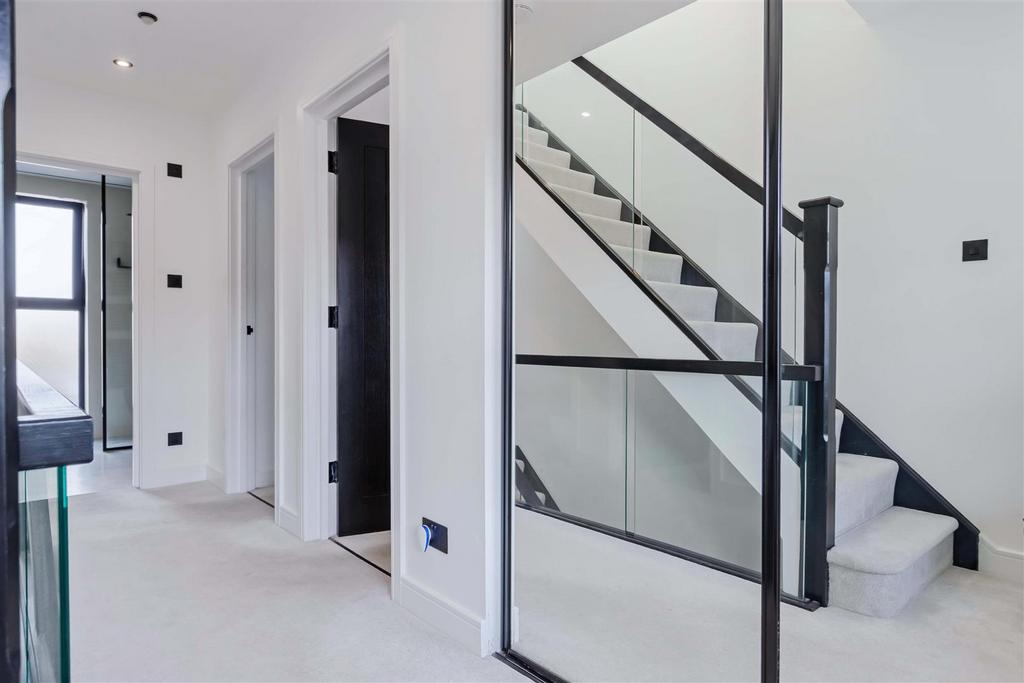 193 Dominon rd 6.JPG