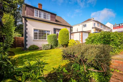 3 bedroom detached house for sale, The Avenue, Halifax