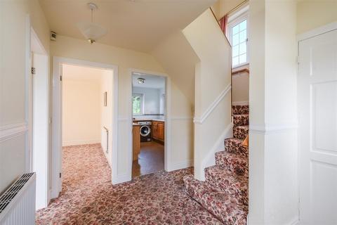 3 bedroom detached house for sale, The Avenue, Halifax