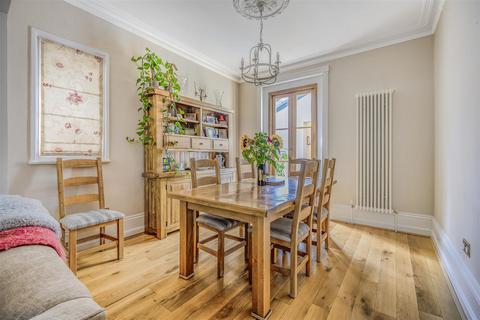 23 The Crescent, Belmont, Sutton, SM2 6BP