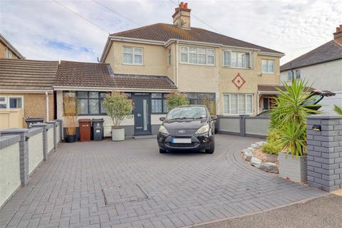 44 Douglas Road, Clacton-on-sea, CO15 3JT