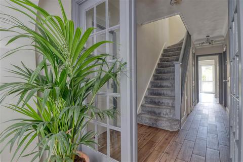44 Douglas Road, Clacton-on-sea, CO15 3JT