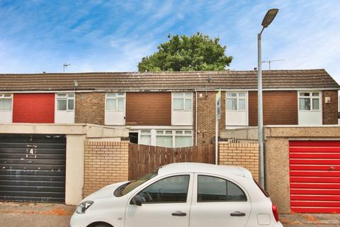 Purton Grove, Bransholme, Hull, HU7 4QD