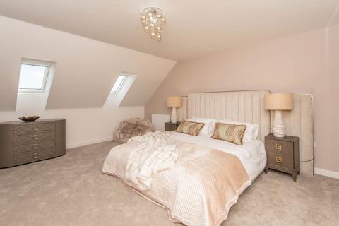 4 bedroom detached house for sale, Bocking Hill, Stocksbridge S36