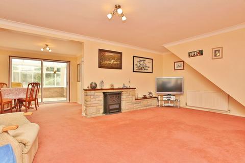 7 Brookside Way, Bloxham, Banbury, OX15 4HY