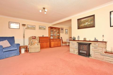7 Brookside Way, Bloxham, Banbury, OX15 4HY