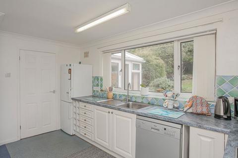 7 Brookside Way, Bloxham, Banbury, OX15 4HY