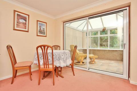 7 Brookside Way, Bloxham, Banbury, OX15 4HY