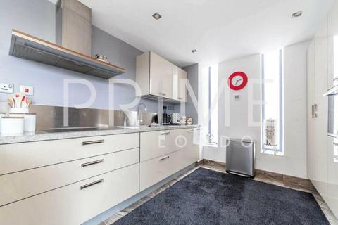 3 bedroom penthouse to rent, Douglas House, Westminster SW1P