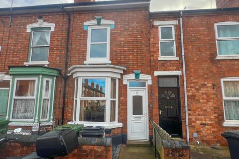 2 bedroom terraced house to rent, Derby Road, Worcester WR5