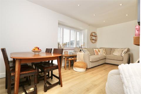 15 River View Road, Harkstead, Ipswich, IP9 1BL