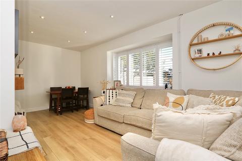 15 River View Road, Harkstead, Ipswich, IP9 1BL