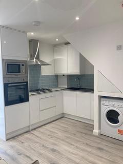 1 bedroom flat to rent, Regents Park Road, London, N3