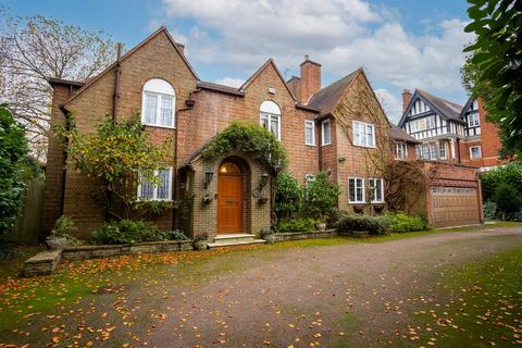 5 bedroom detached house for sale, Elms Road, Leicester, LE2