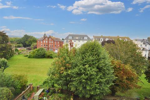 3 bedroom flat for sale, Silverdale Road, Eastbourne